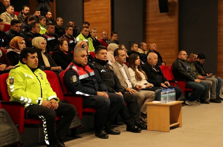 “En İyi Narkotik Polisi Anne" Projesi Kapsamında Madde Bağımlılığı Eğitimi Verildi